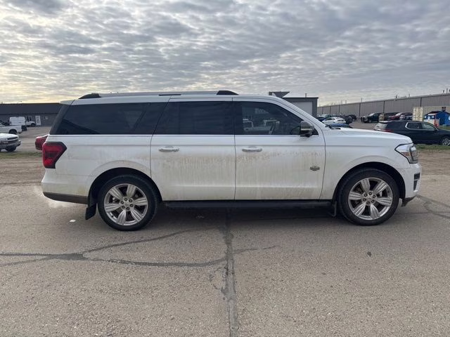2024 White Metallic Ford Expedition Max King Ranch 4X4 SUV
