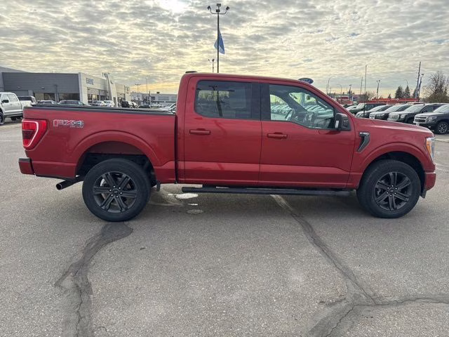2023 Hot Pepper Red Metallic Tinted Clearcoat Ford F-150 XLT 4X4 Truck