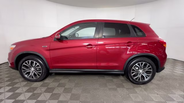 2016 Rally Red Metallic Mitsubishi Outlander Sport 2.0 ES 4X4 SUV