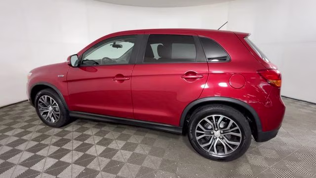2016 Rally Red Metallic Mitsubishi Outlander Sport 2.0 ES 4X4 SUV