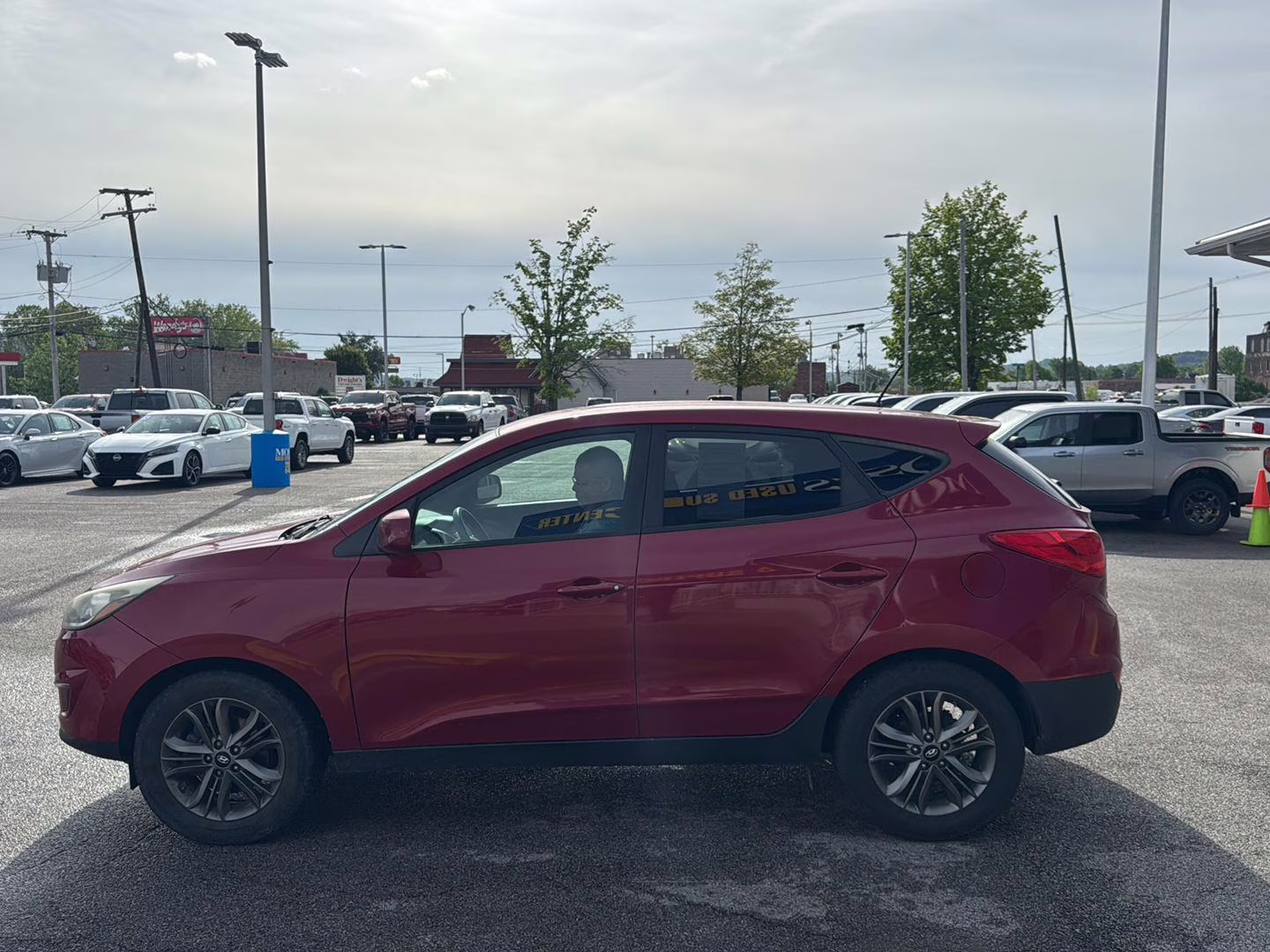 2015 Garnet Red Mica Hyundai Tucson GLS FWD SUV