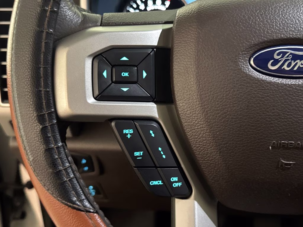 2020 Star White Metallic Tri-Coat Ford F-150 King Ranch 4X4 Truck
