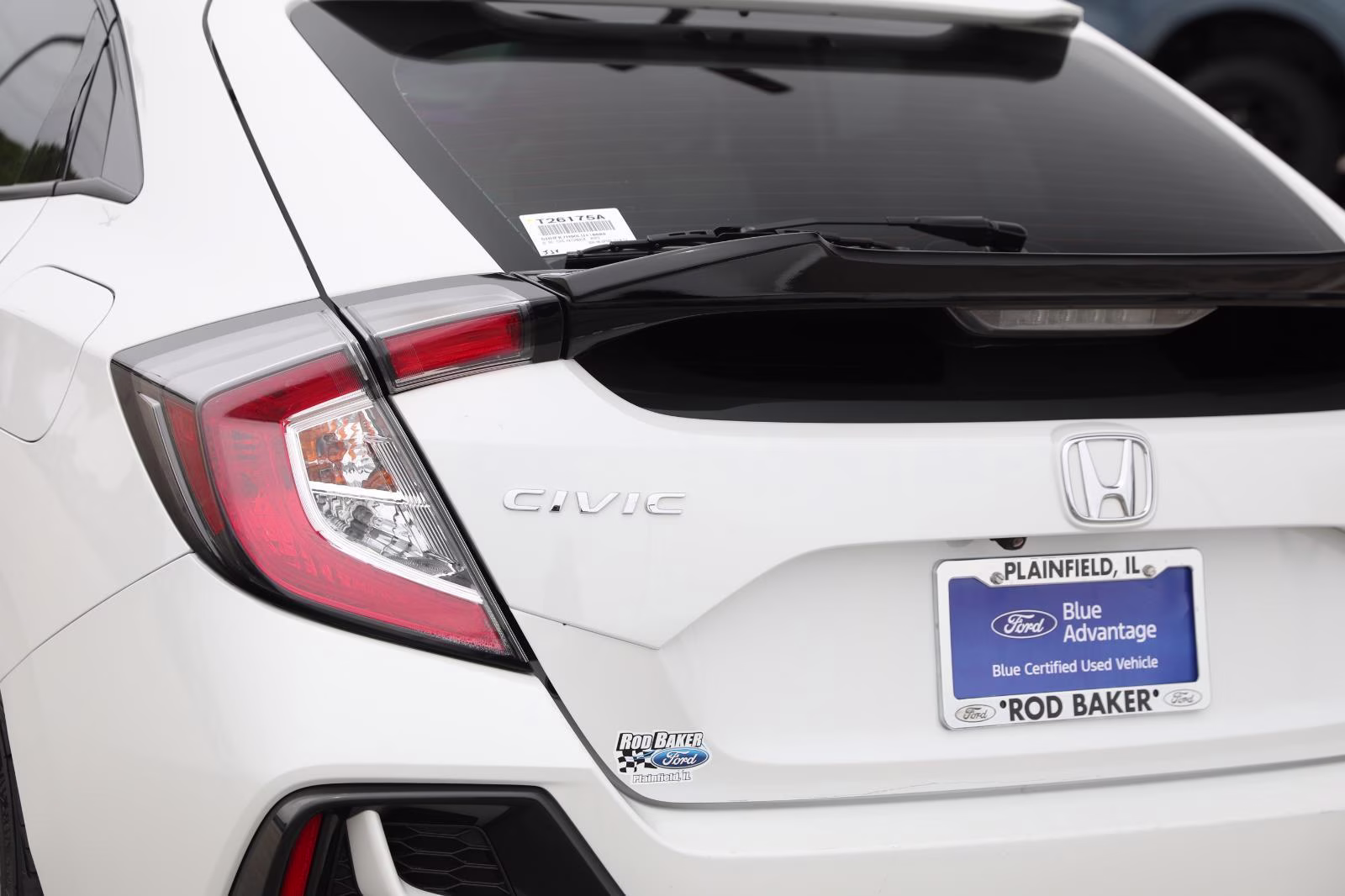 2020 Platinum White Pearl Honda Civic Hatchback SPORT TOURING FWD 5DR HB SPORT TOUR CV