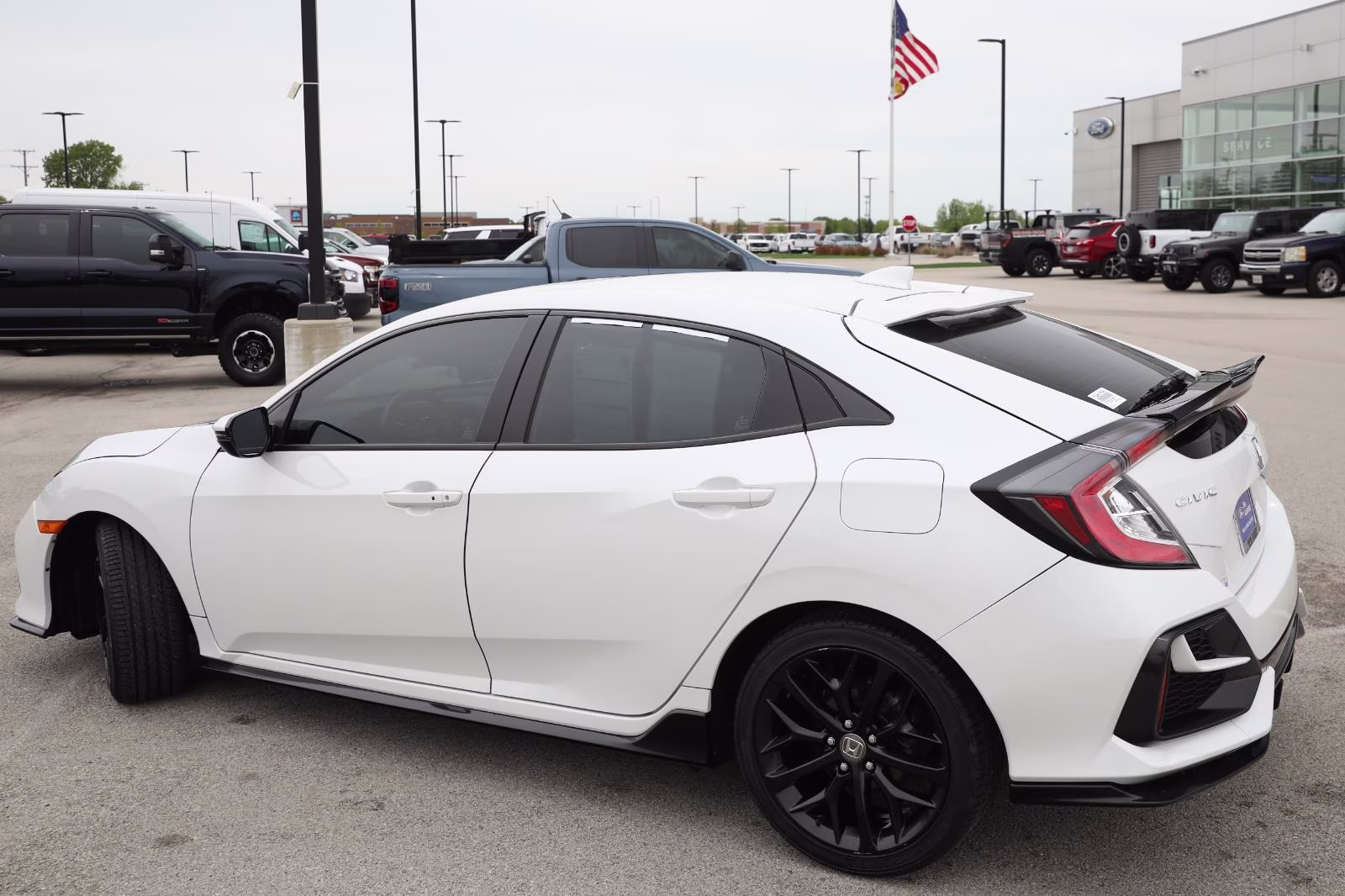 2020 Platinum White Pearl Honda Civic Hatchback SPORT TOURING FWD 5DR HB SPORT TOUR CV