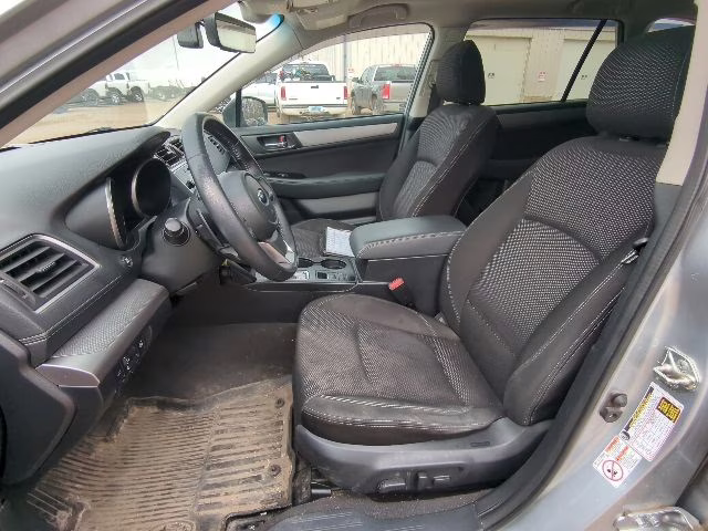 2018 Ice Silver Metallic Subaru Outback 2.5i Premium AWD SUV