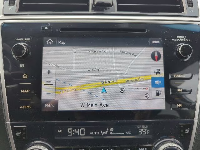 2018 Ice Silver Metallic Subaru Outback 2.5i Premium AWD SUV