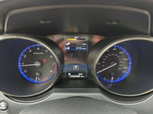 2018 Ice Silver Metallic Subaru Outback 2.5i Premium AWD SUV