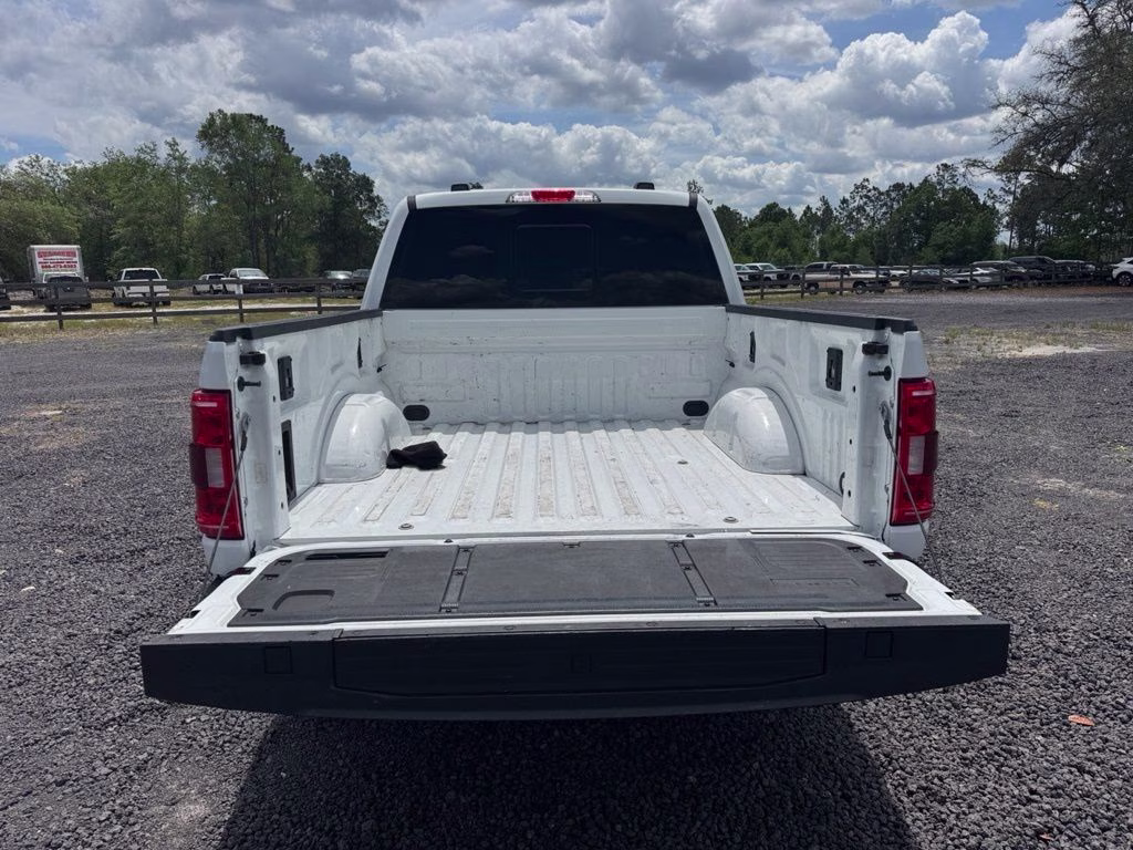 2023 Oxford White Ford F-150 XLT 4X4 Truck