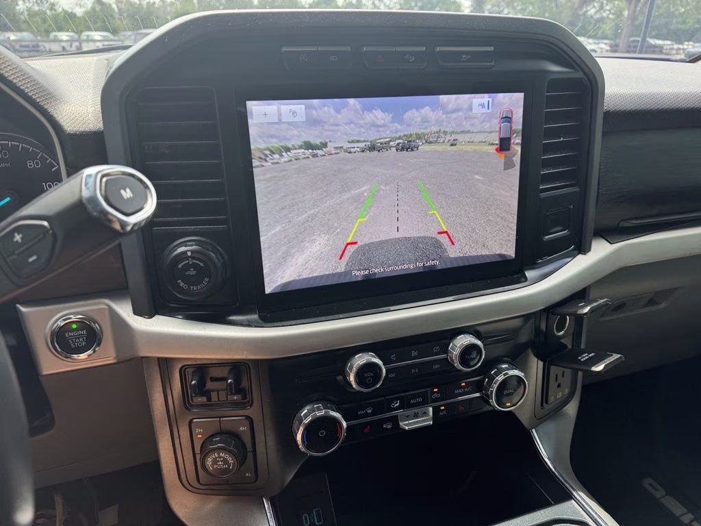 2023 Oxford White Ford F-150 XLT 4X4 Truck