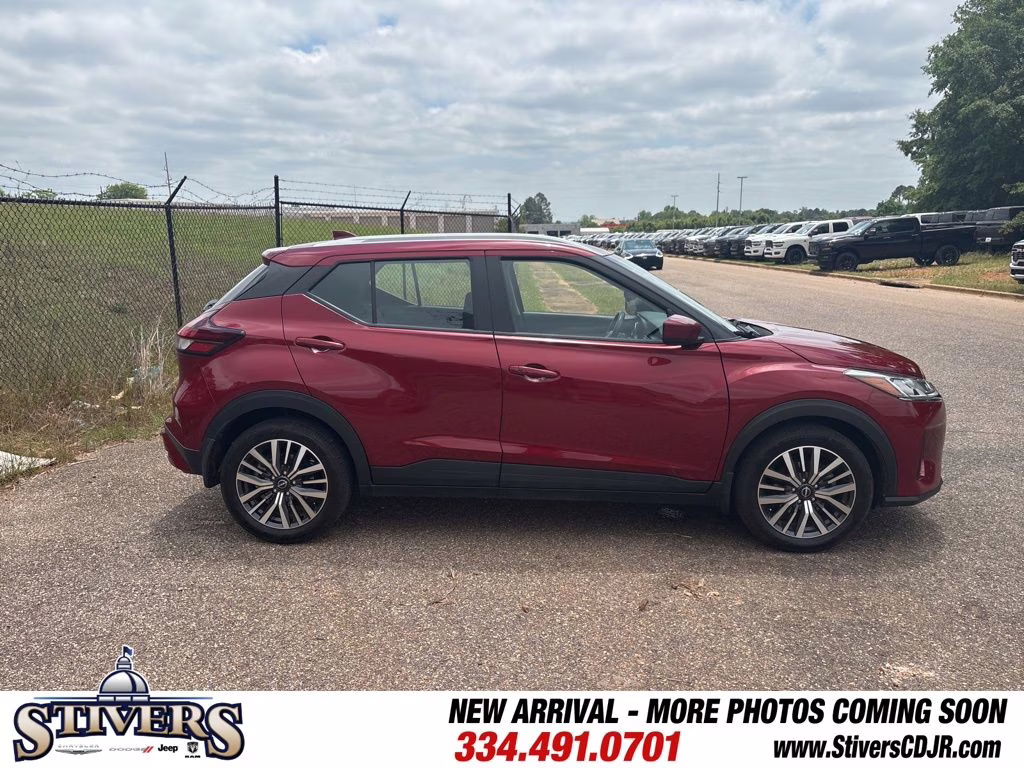 2023 Scarlet Ember Tintcoat Nissan Kicks SV FWD SUV