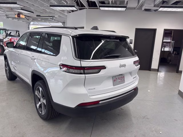 2026 Bright White Clearcoat Jeep Grand Cherokee L Limited 4X4 SUV