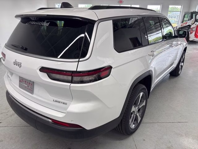 2026 Bright White Clearcoat Jeep Grand Cherokee L Limited 4X4 SUV