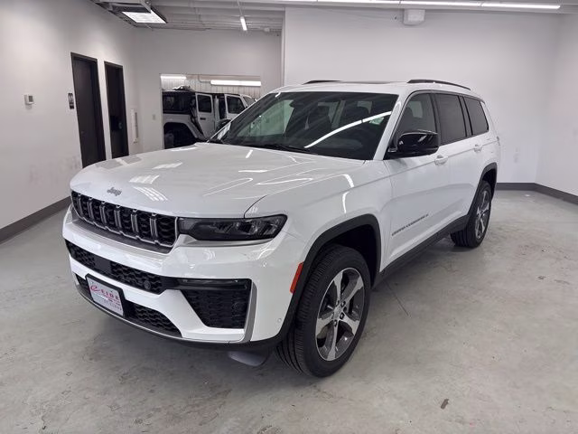 2026 Bright White Clearcoat Jeep Grand Cherokee L Limited 4X4 SUV