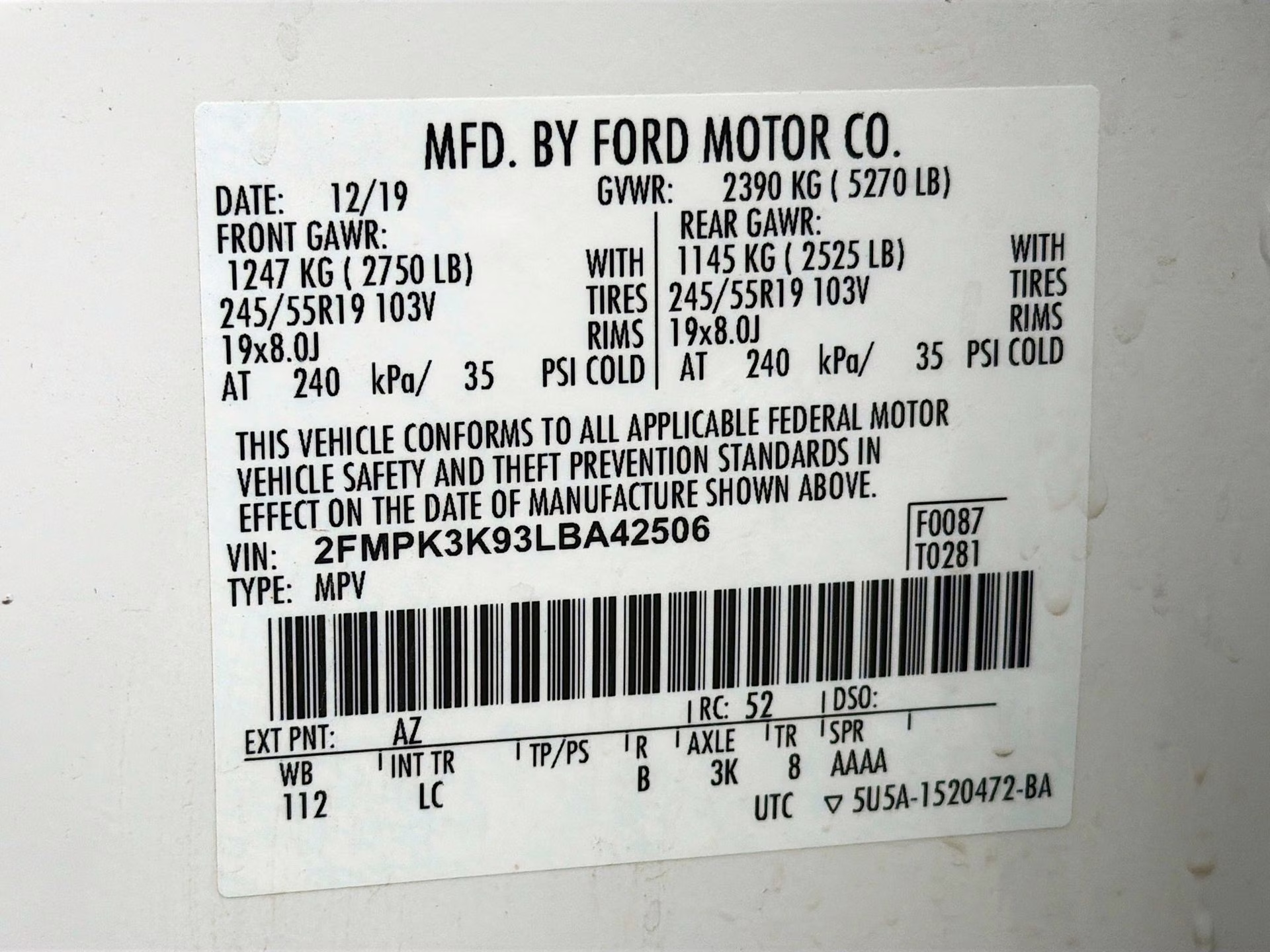 2020 Star White Metallic Tri-Coat Ford Edge Titanium FWD SUV