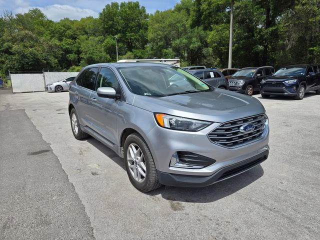 2022 Silver Metallic Ford Edge SEL AWD SUV