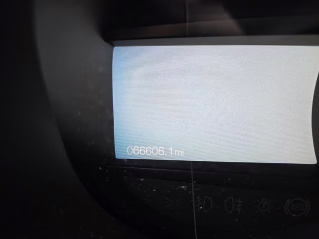 2022 Silver Metallic Ford Edge SEL AWD SUV