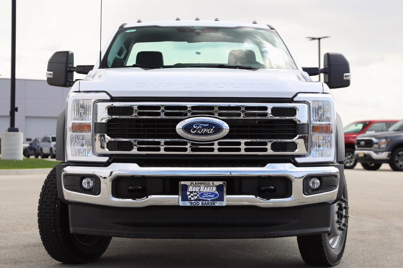 2026 Oxford White Ford Super Duty F-450 DRW XL 4X4 Truck