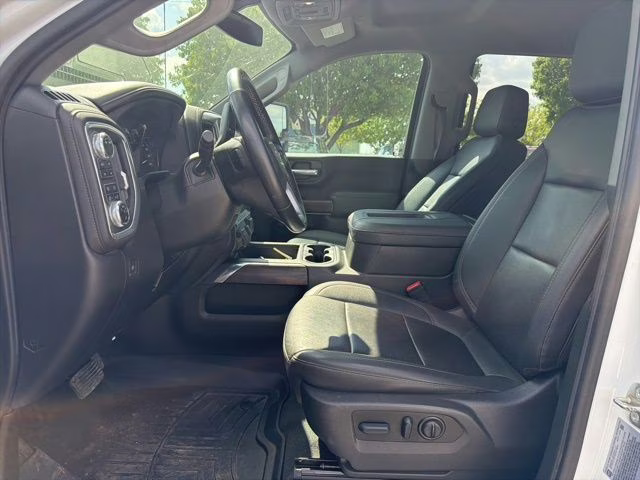 2022 Summit White GMC Sierra 2500HD SLT 4X4 Truck