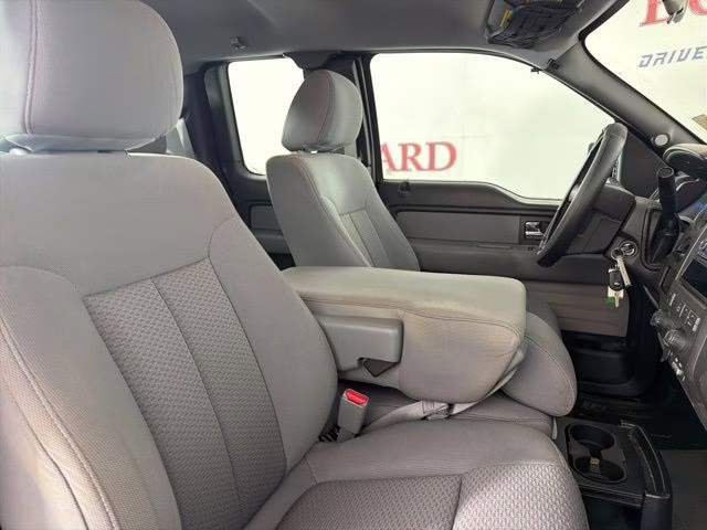 2013 Tuxedo Black Metallic Ford F-150 XL RWD Truck