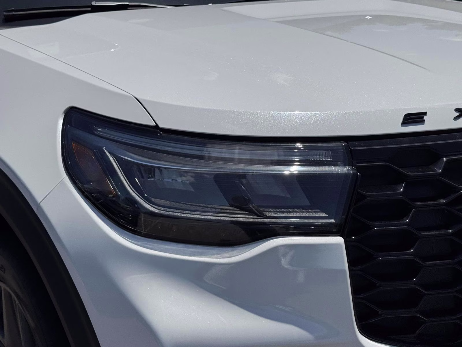 2026 White Ford Explorer ST-Line 4WD 4X4 SUV