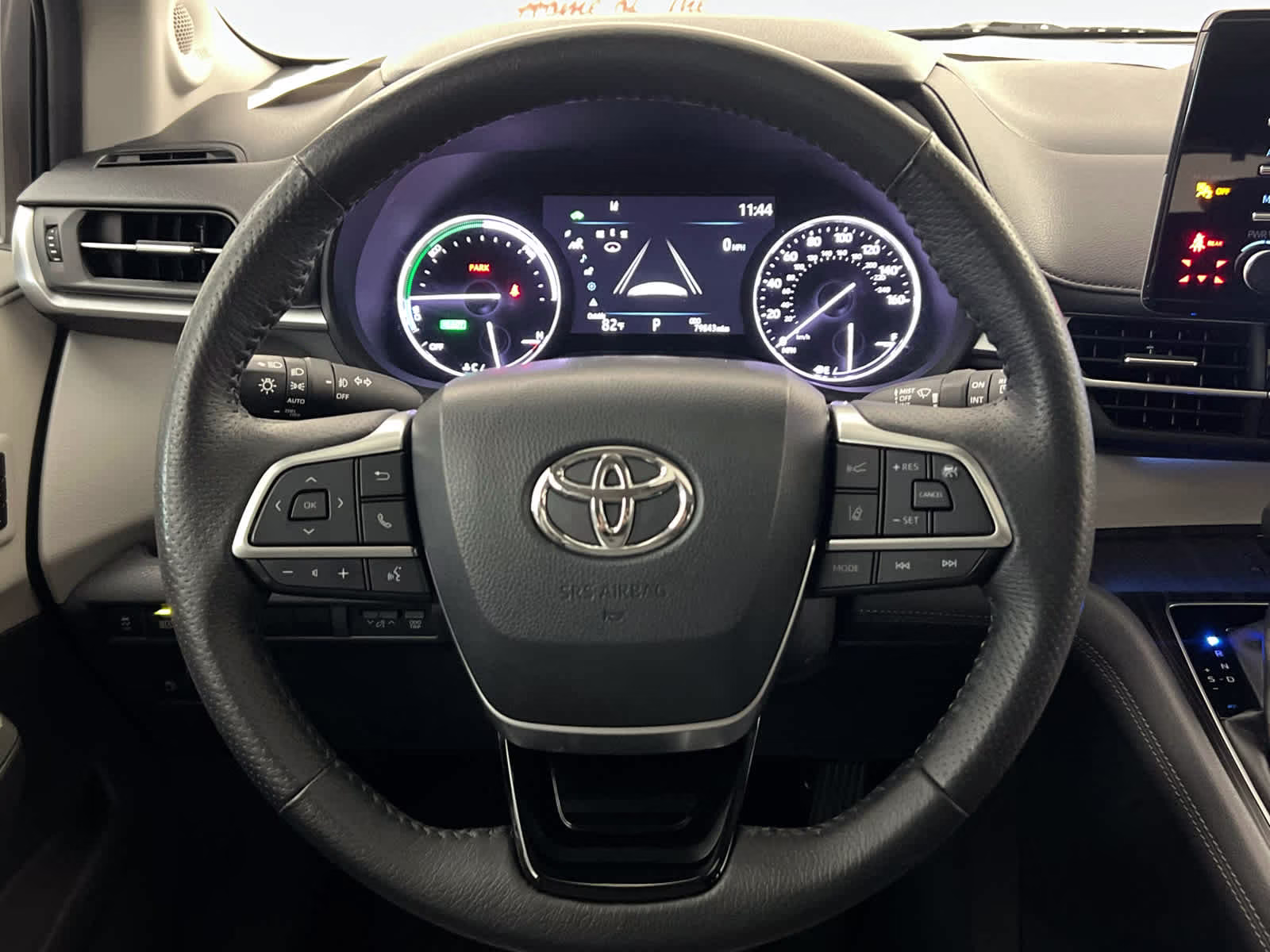 2022 Predawn Gray Mica Toyota Sienna Limited FWD Van