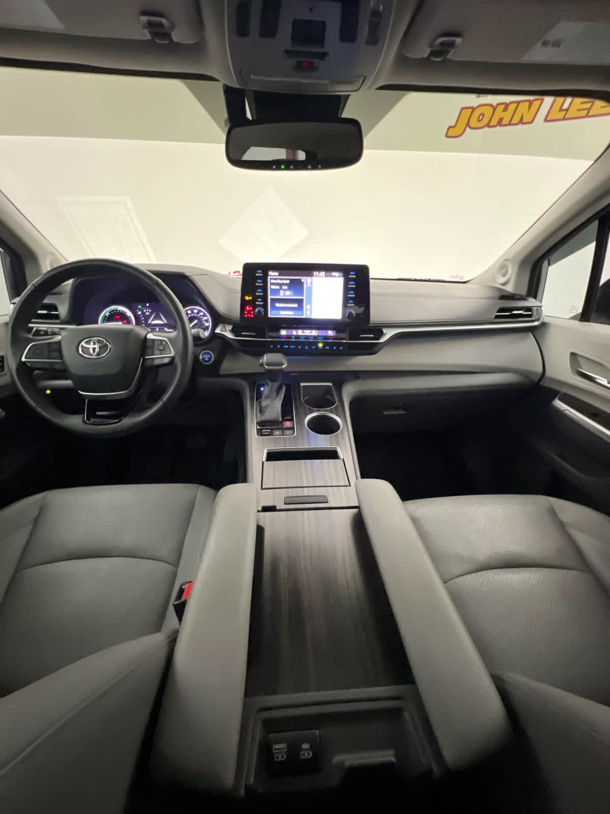 2022 Predawn Gray Mica Toyota Sienna Limited FWD Van