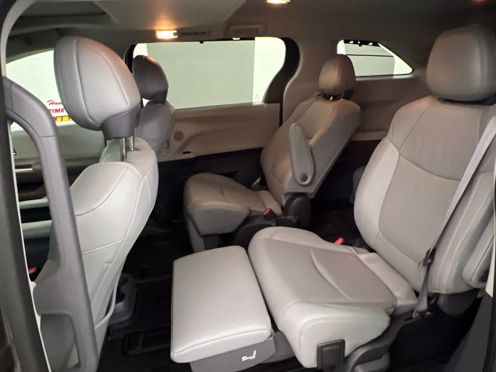 2022 Predawn Gray Mica Toyota Sienna Limited FWD Van