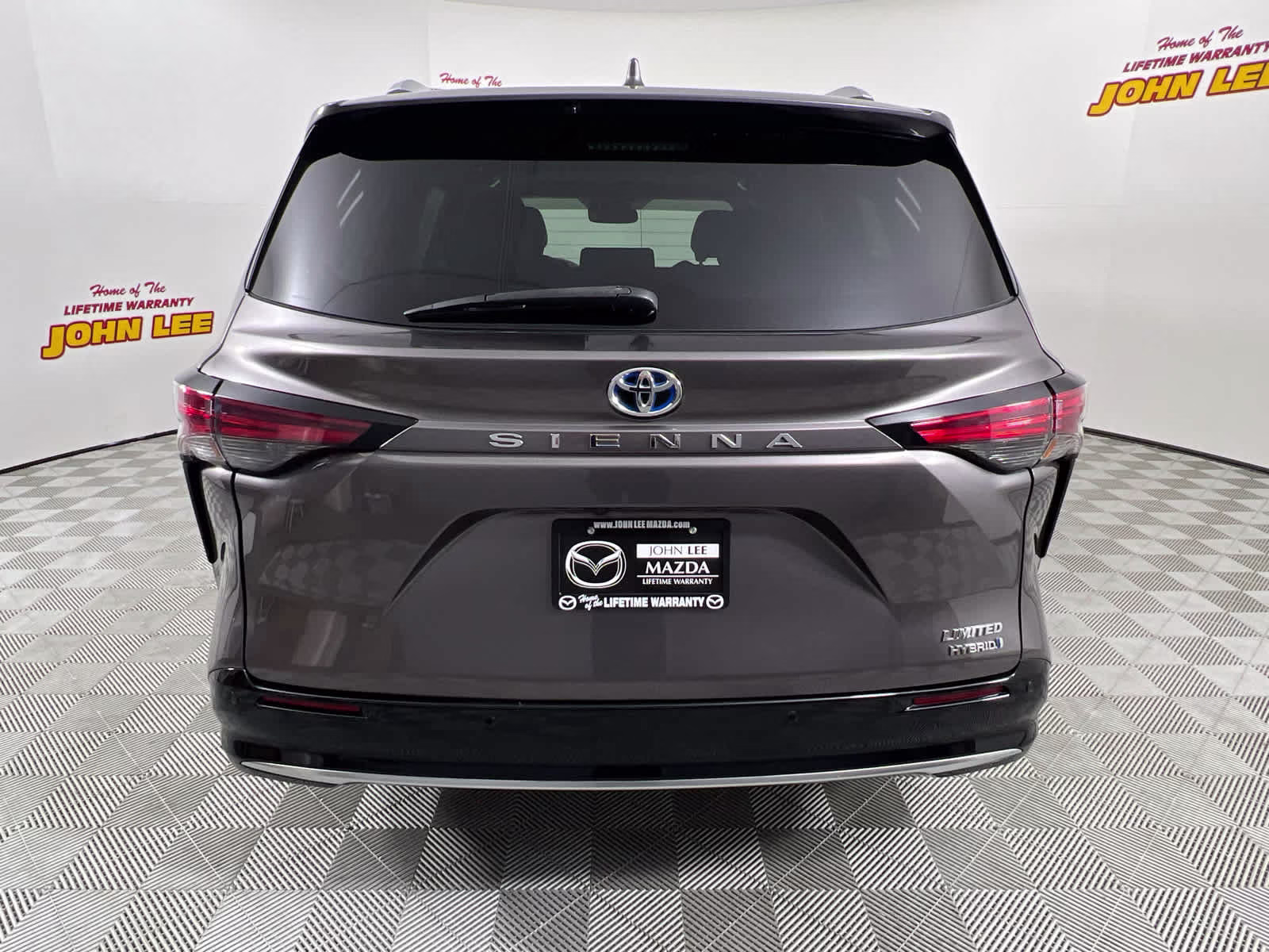 2022 Predawn Gray Mica Toyota Sienna Limited FWD Van