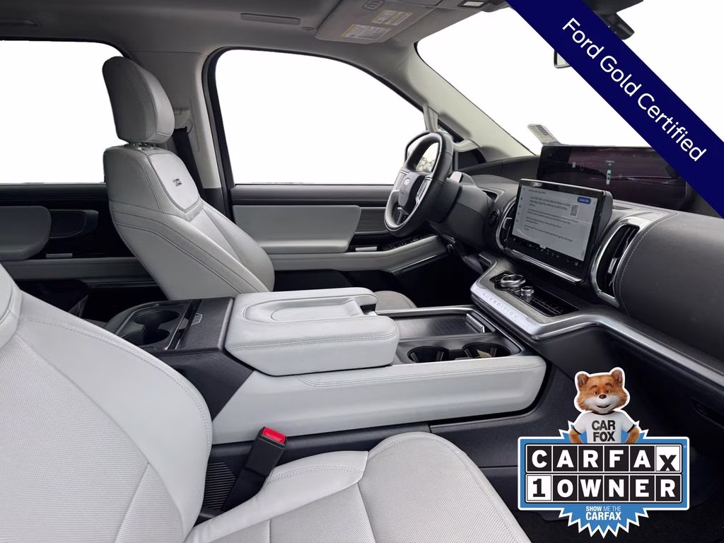 2025 Black Metallic Ford Expedition Max Platinum 4X4 SUV