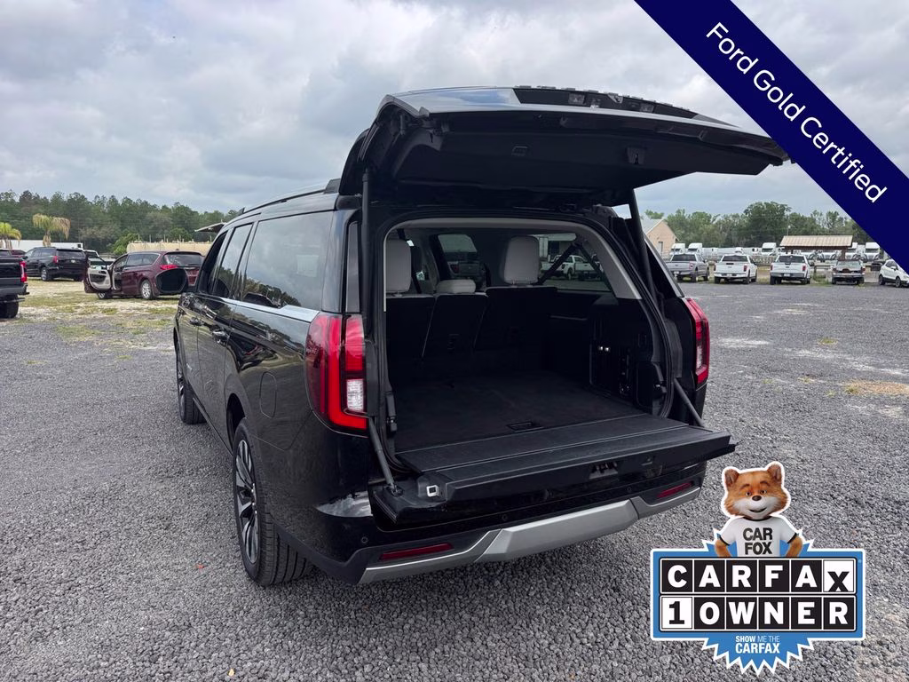 2025 Black Metallic Ford Expedition Max Platinum 4X4 SUV