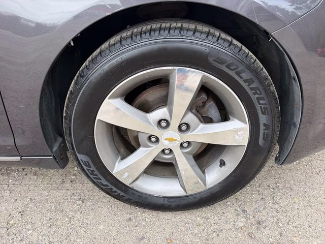 2011 Taupe Gray Metallic Chevrolet Malibu LT FWD Sedan