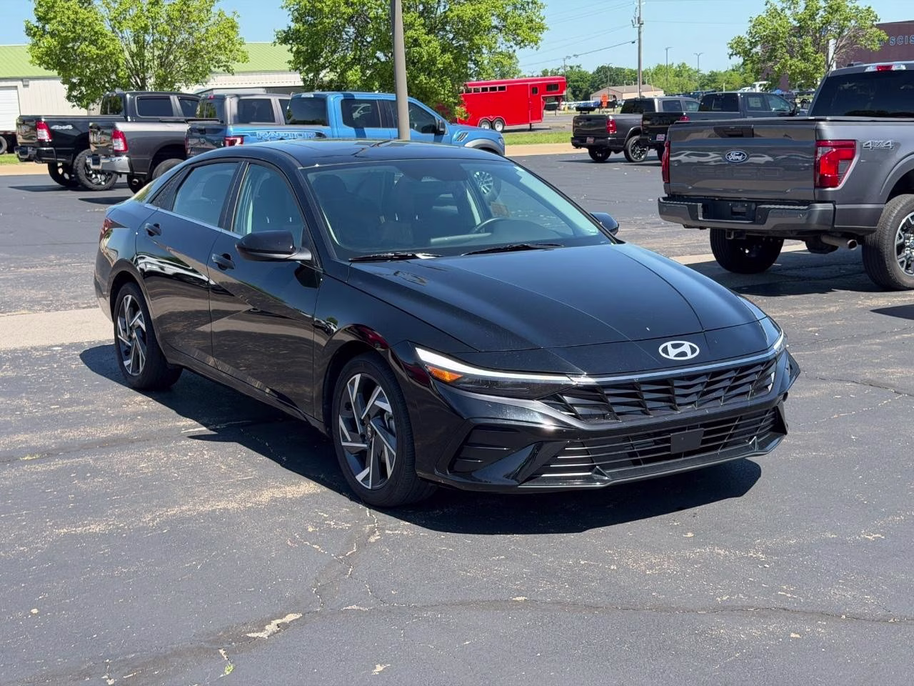 2024 Abyss Black Hyundai Elantra SEL FWD Sedan