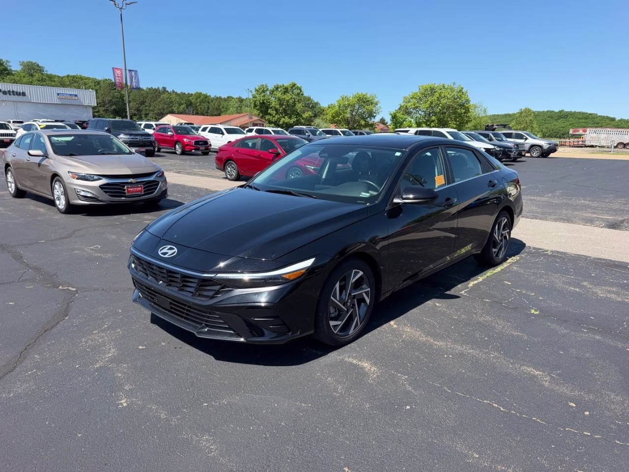 2024 Abyss Black Hyundai Elantra SEL FWD Sedan