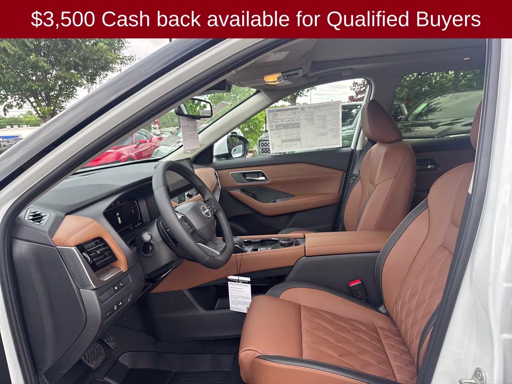 2026 Everest White Pearl Tricoat Nissan Rogue Platinum AWD SUV
