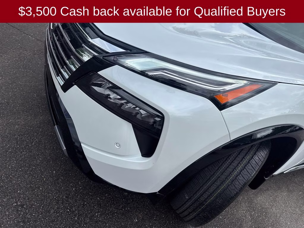 2026 Everest White Pearl Tricoat Nissan Rogue Platinum AWD SUV