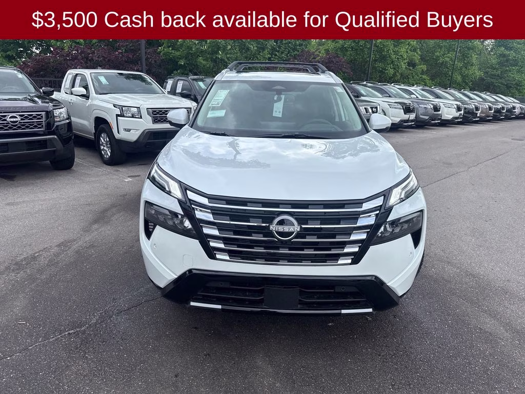 2026 Everest White Pearl Tricoat Nissan Rogue Platinum AWD SUV