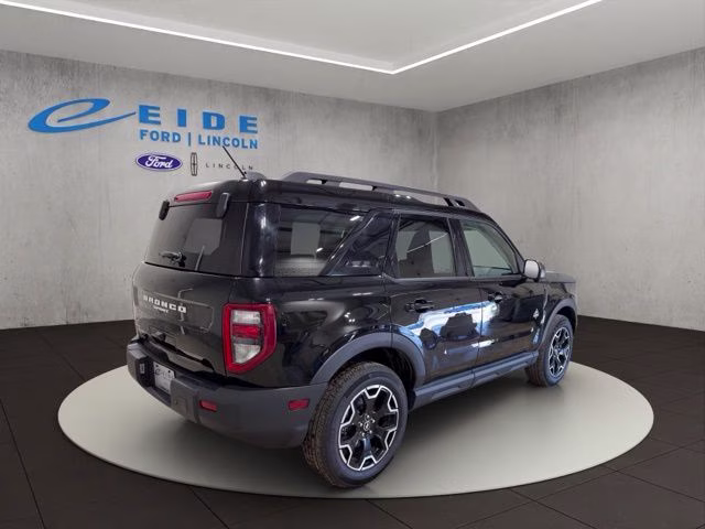 2025 Shadow Black Ford Bronco Sport Outer Banks 4X4 SUV