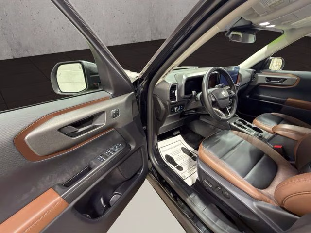 2025 Shadow Black Ford Bronco Sport Outer Banks 4X4 SUV