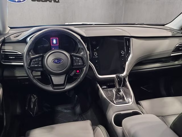 2025 Crystal White Pearl Subaru Outback Onyx Edition AWD SUV