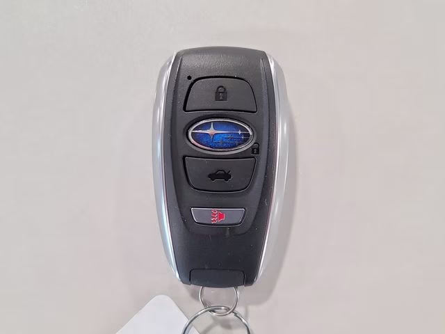 2025 Crystal White Pearl Subaru Outback Onyx Edition AWD SUV