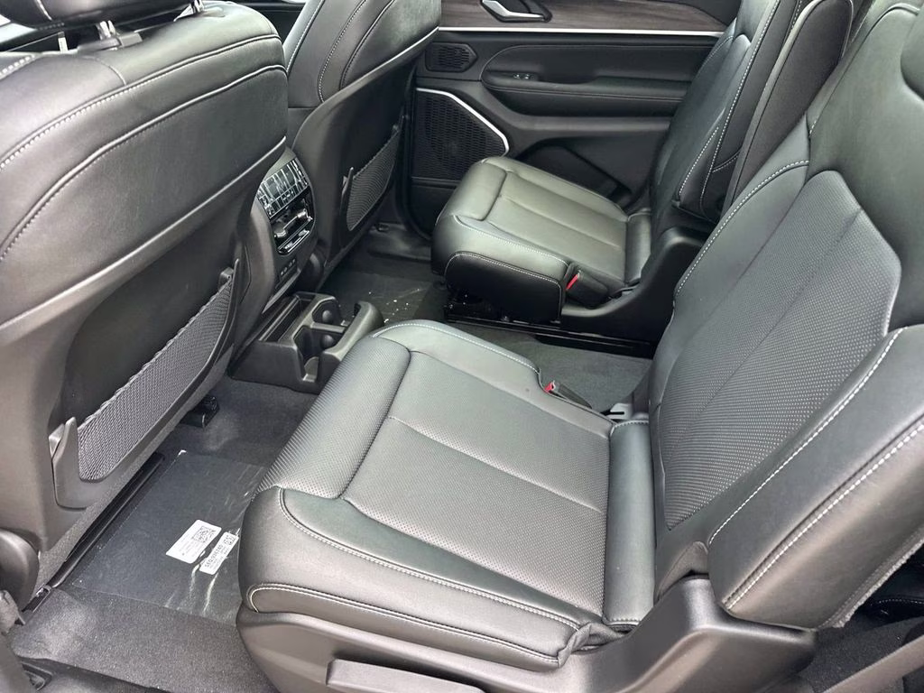 2026 Baltic Gray Metallic Clearcoat Jeep Grand Cherokee L Limited 4X4 SUV