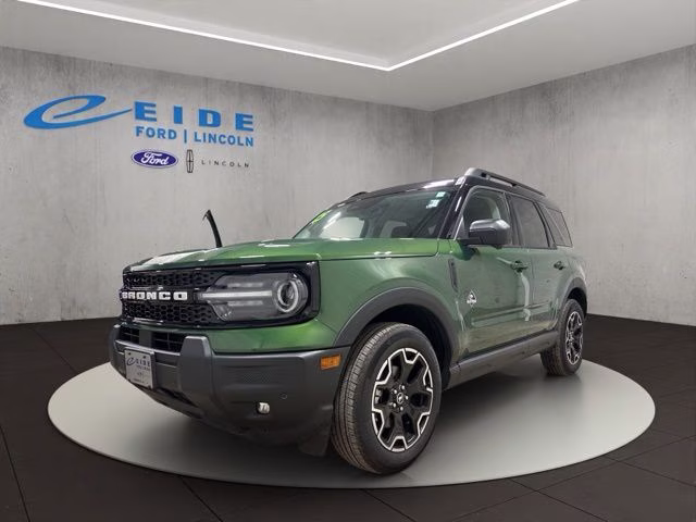 2025 Eruption Green Metallic Ford Bronco Sport Outer Banks 4X4 SUV
