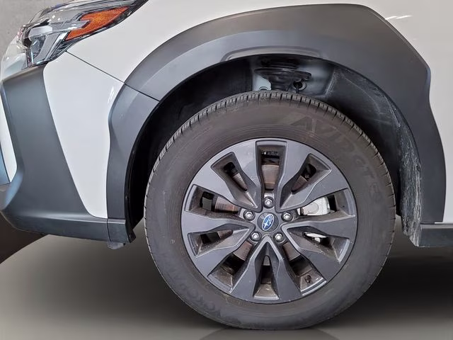 2025 Crystal White Pearl Subaru Outback Onyx Edition AWD SUV