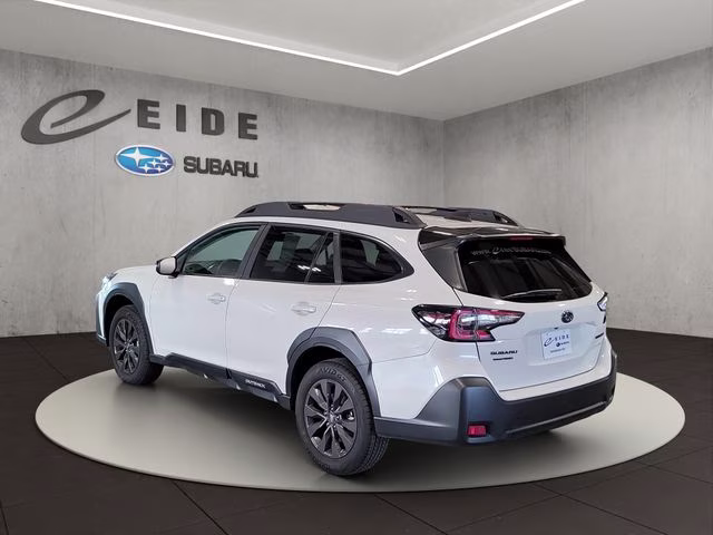 2025 Crystal White Pearl Subaru Outback Onyx Edition AWD SUV