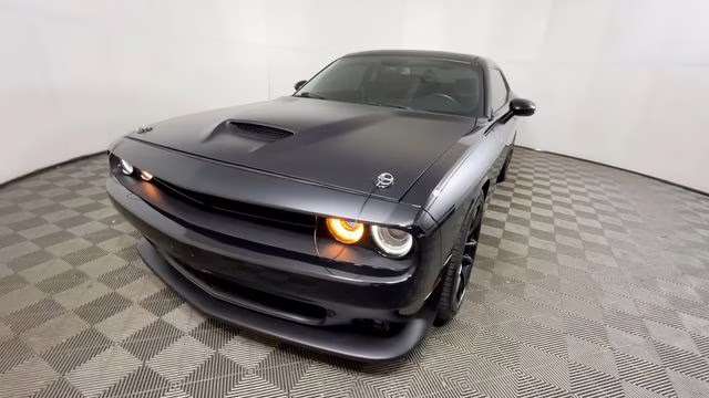2018 Pitch Black Clearcoat Dodge Challenger R/T RWD Coupe