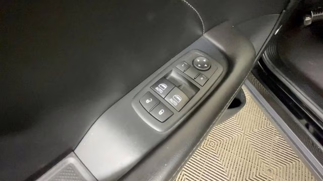 2018 Pitch Black Clearcoat Dodge Challenger R/T RWD Coupe