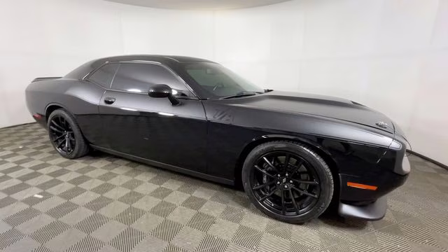 2018 Pitch Black Clearcoat Dodge Challenger R/T RWD Coupe