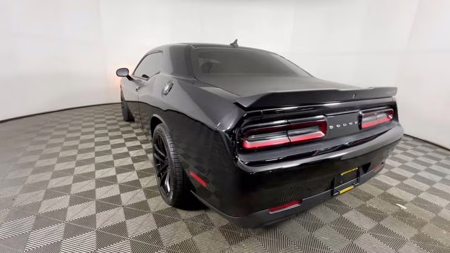 2018 Pitch Black Clearcoat Dodge Challenger R/T RWD Coupe