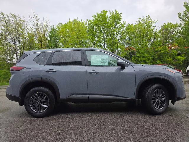 2026 Boulder Gray Pearl Nissan Rogue SV AWD SUV