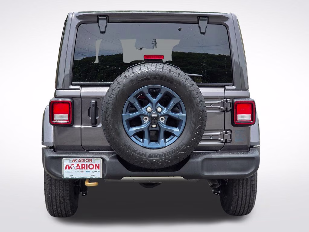 2026 Granite Crystal Metallic Clearcoat Jeep Wrangler 4X4 SUV